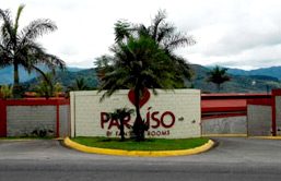 A typical view of a Motel de Paso from the street